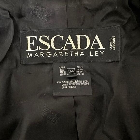 Escada Margaretha Ley Navy Blue Wool Blazer with Gold Grommets Size 36 US 4 - Picture 8 of 8